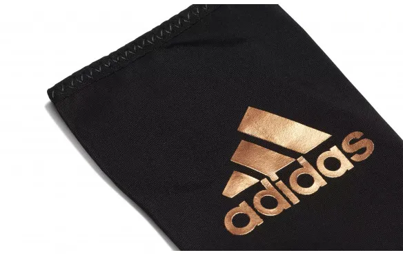 adidas X PRO TELSTAR