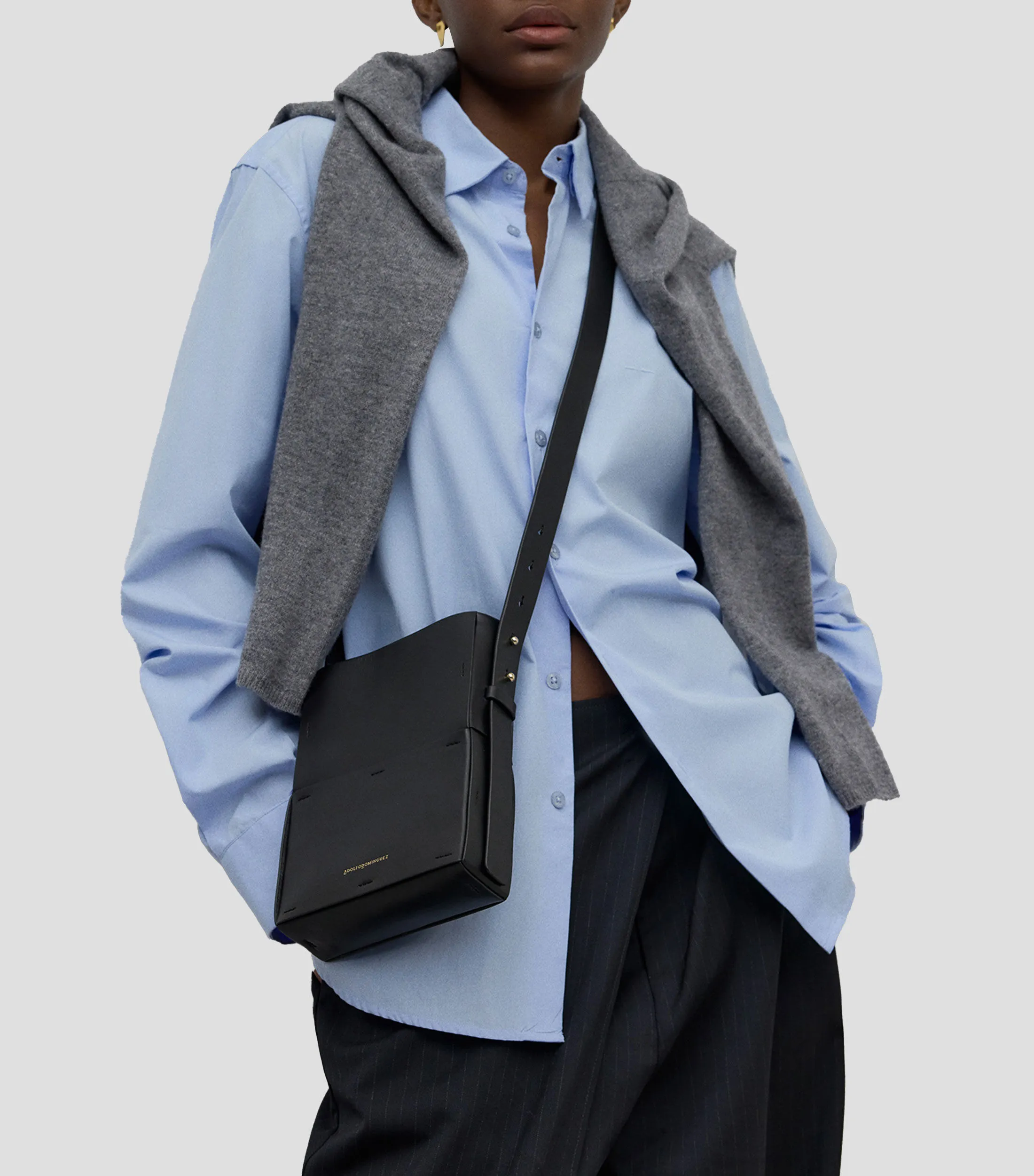 Adolfo Dominguez Bolso messenger en piel Mujer