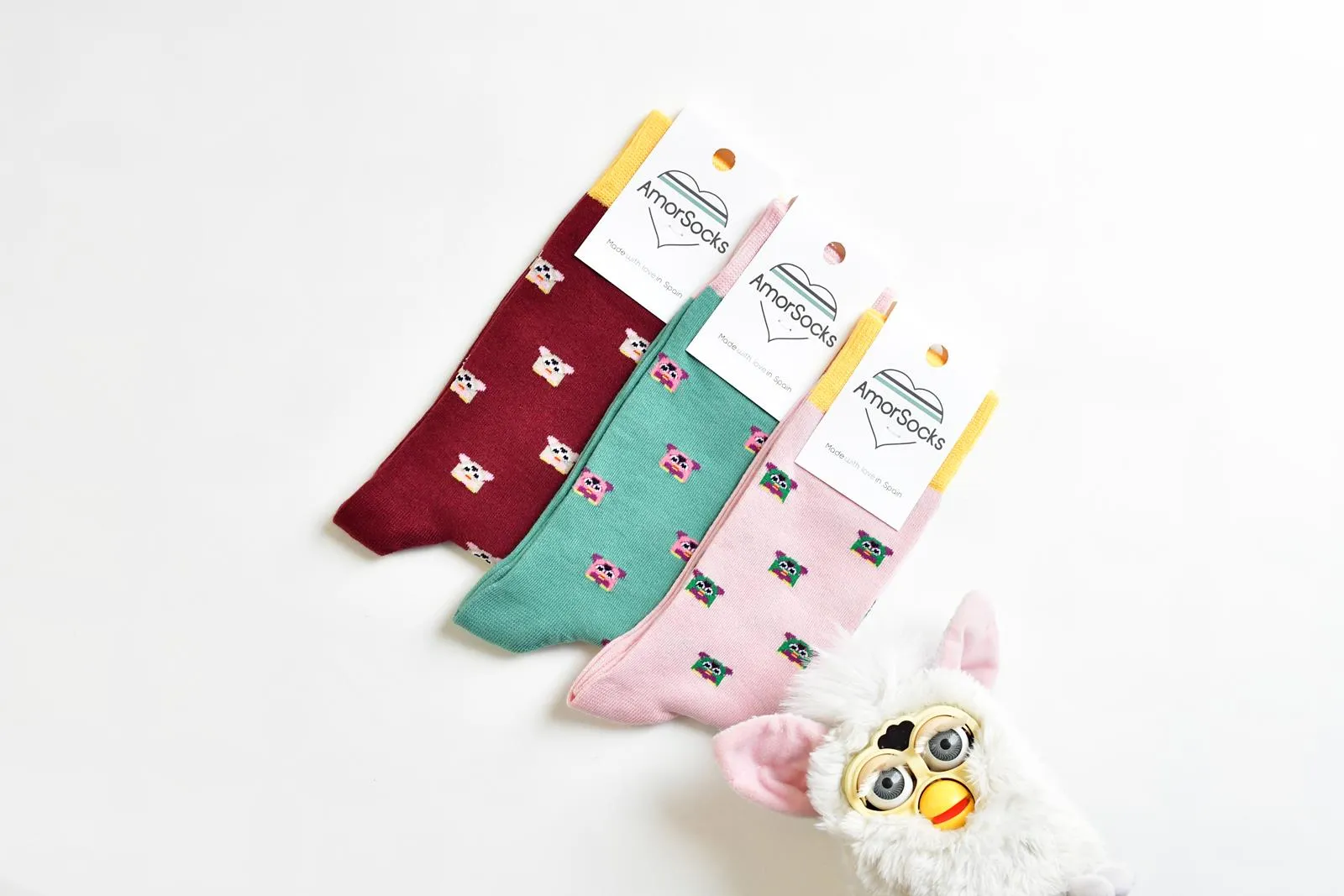 AmorSocks Furby Burdeos