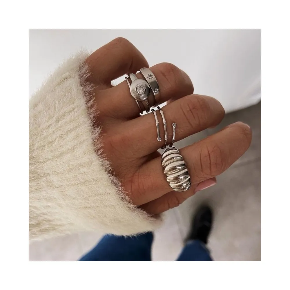Anillo Ramita Con Circonitas