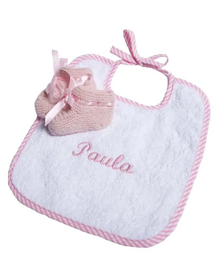 Babero ribete rayas con nombre del bebé en rosa y celeste