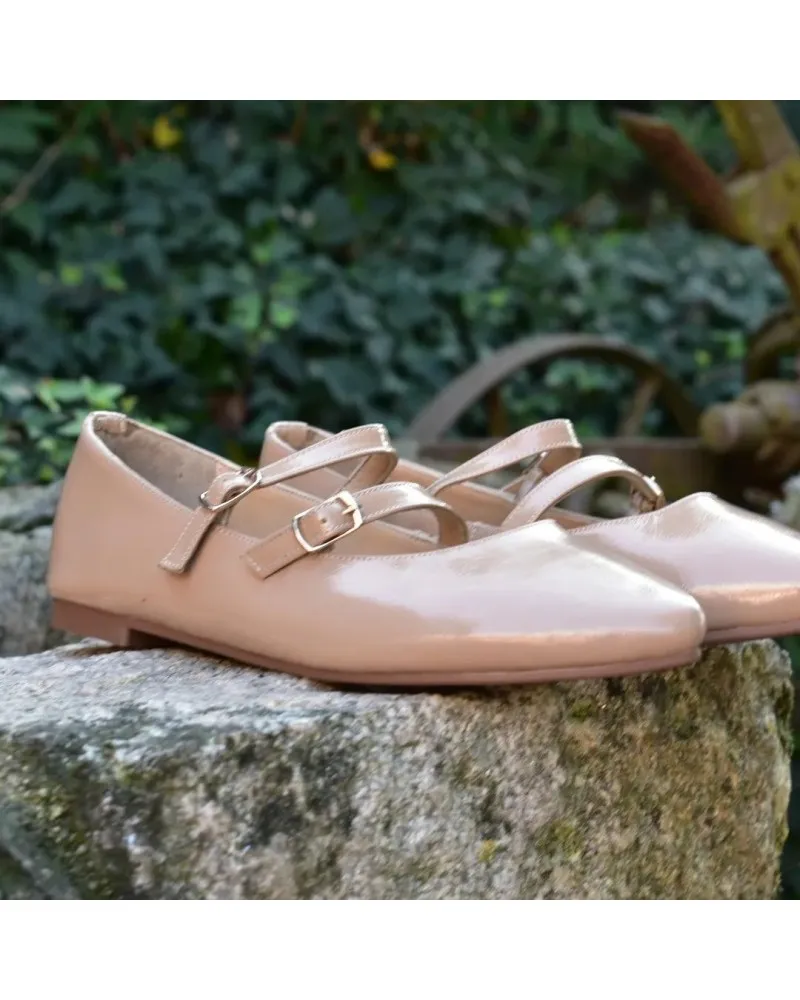 Bailarina de charol piel TOP3shoes 23357 hebillas NUDE