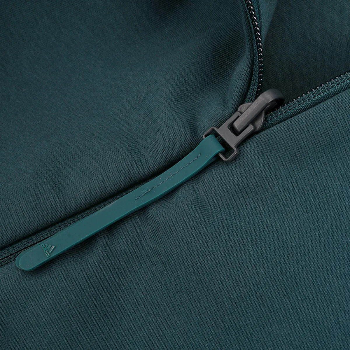 Campera adidas Z.N.E Mujer