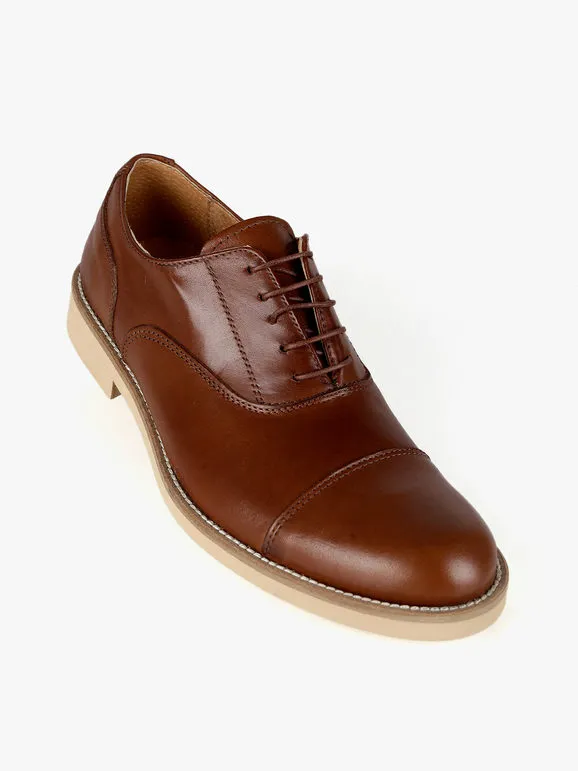Cesare V. Zapatos brogue de cuero para hombre