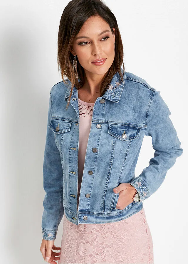Chaqueta vaquera azul blanqueado