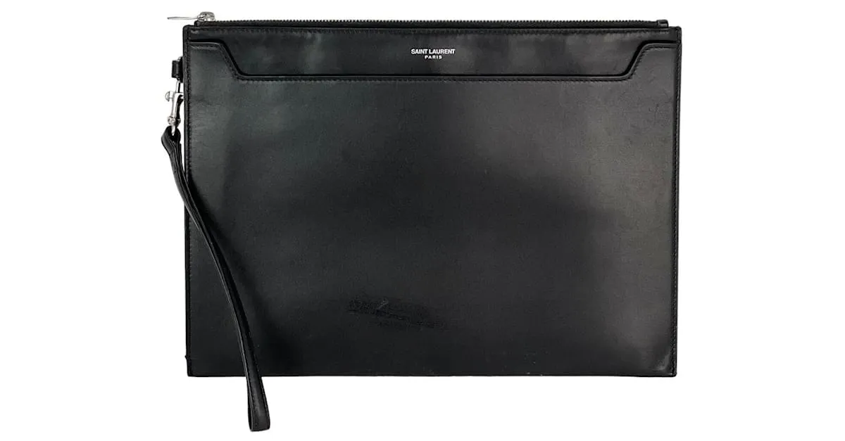 CLUTCH IPAD DE CUERO LISO NEGRO SAINT LAURENT 