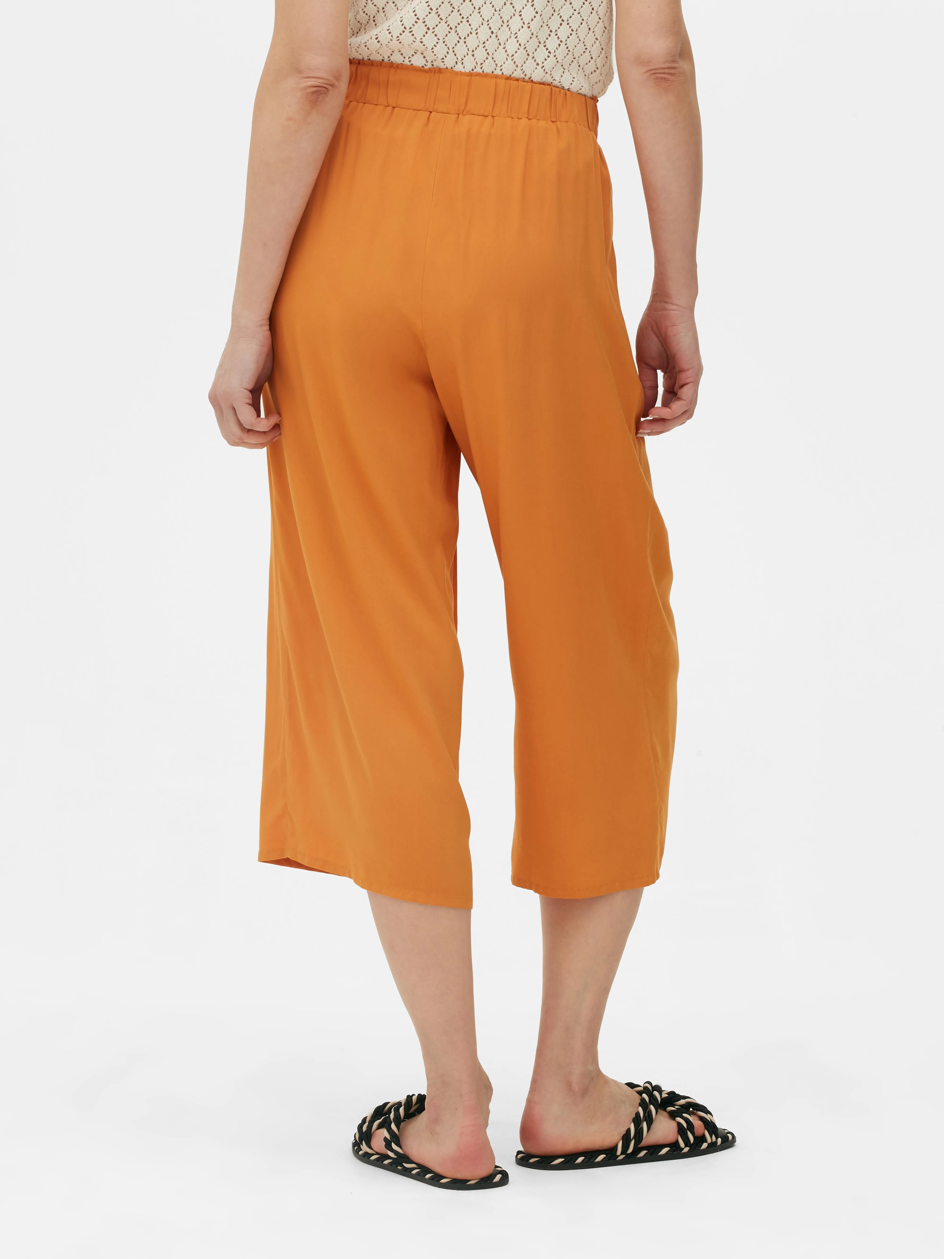 Falda pantalón con cintura elástica