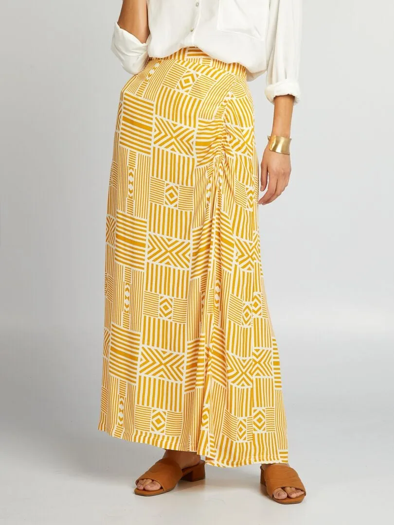 FALDA VAPOROSA DE CREPé  AMARILLO