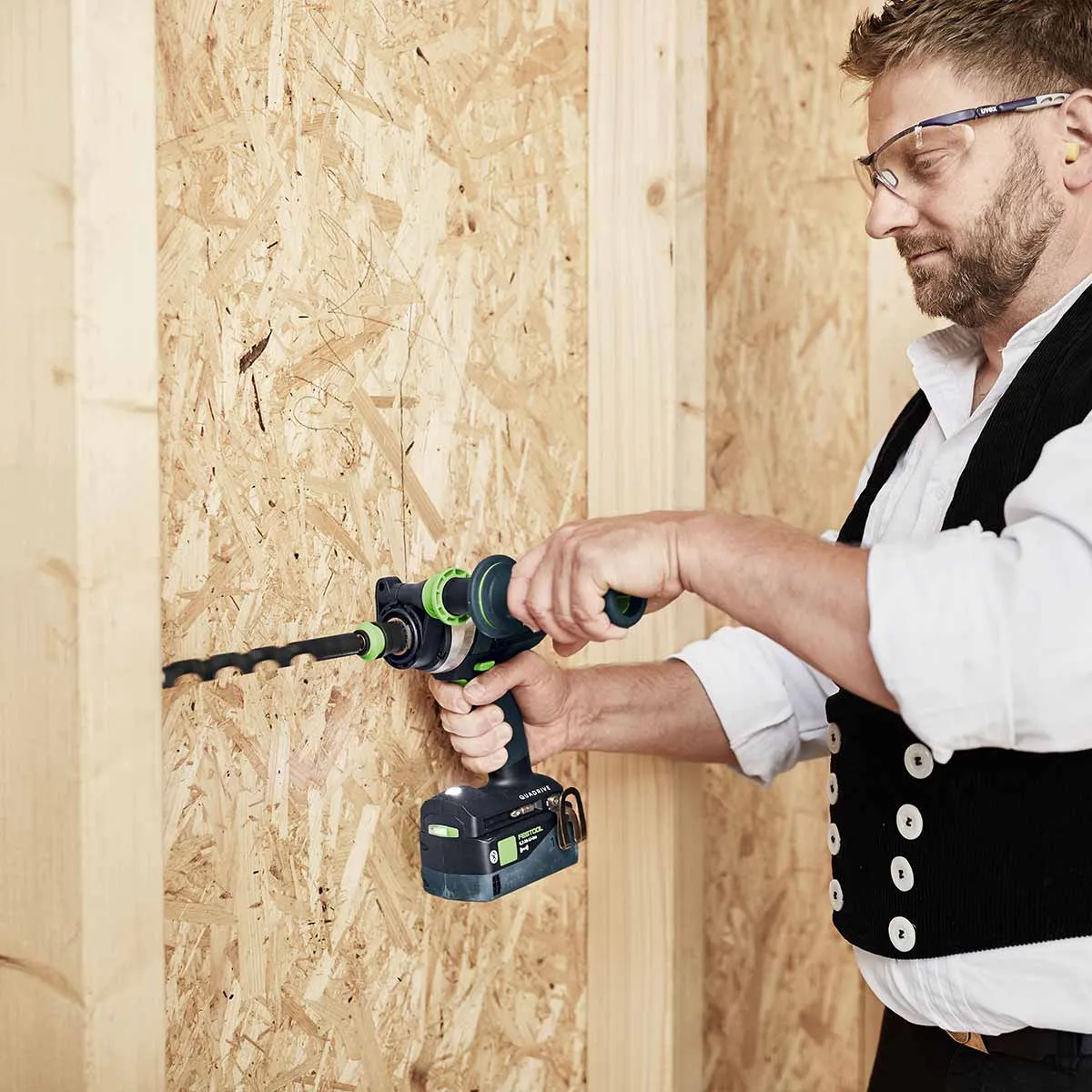 FESTOOL QUADRIVE TPC 18/4 5,0/4,0 IPLUS  TALADRO PERCUTOR ATORNILLADOR CON BATERíA Y CARGADOR