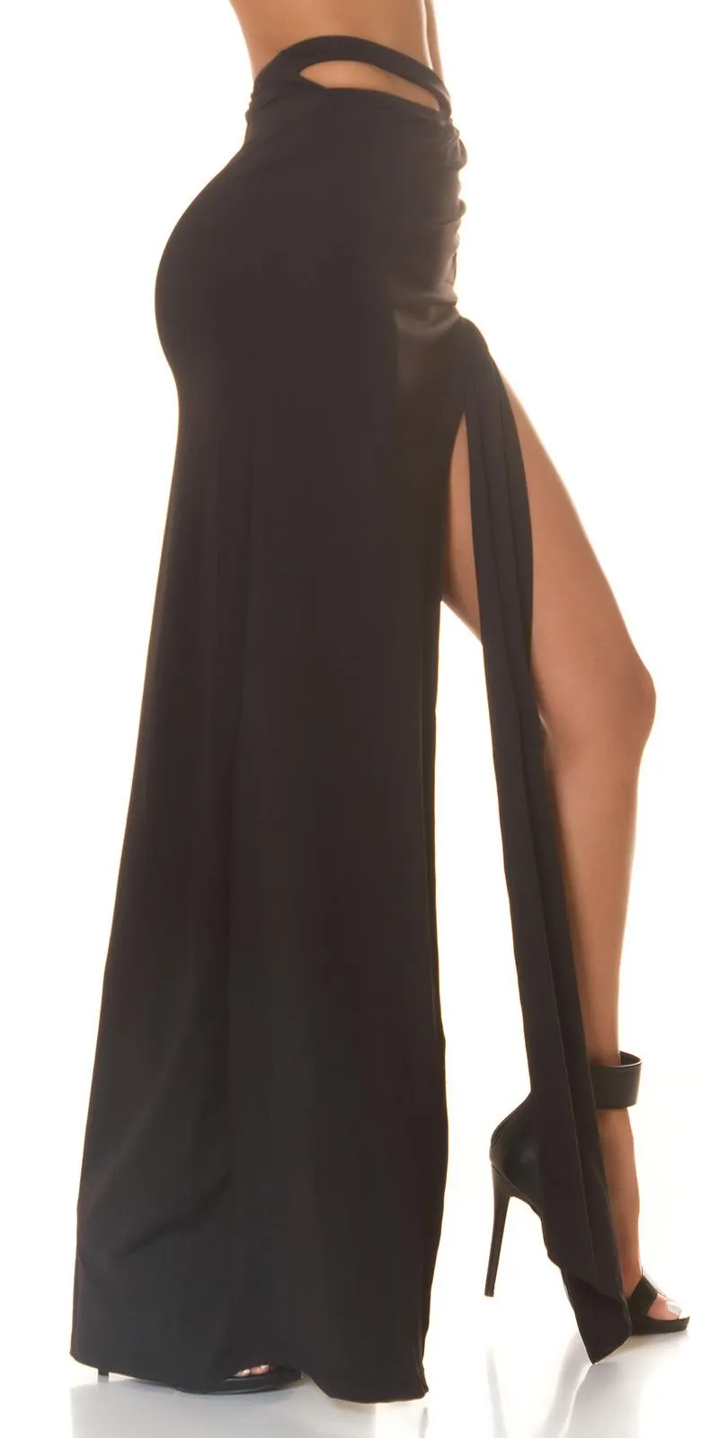 Maxi falda elegante en negro con recorte