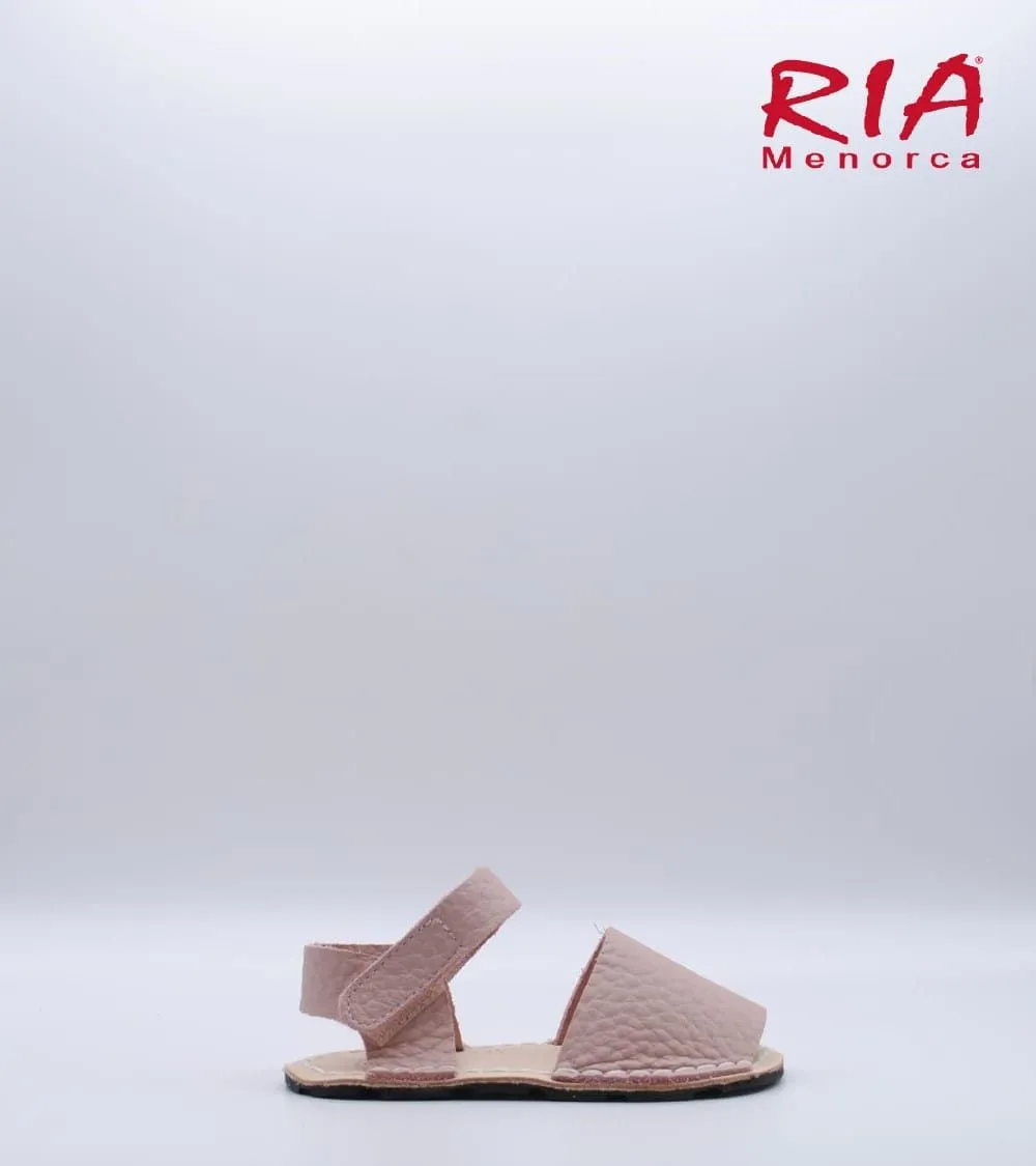 MENORQUINAS RESPETUOSAS RIA MENORCA ROSA CAMELIA