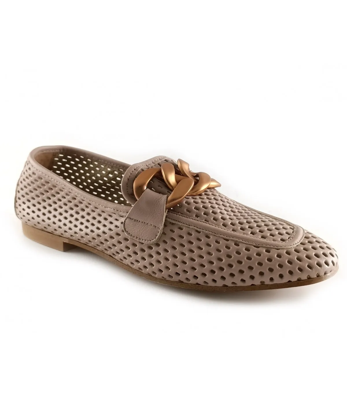 Mocasines con el corte calado en color nude