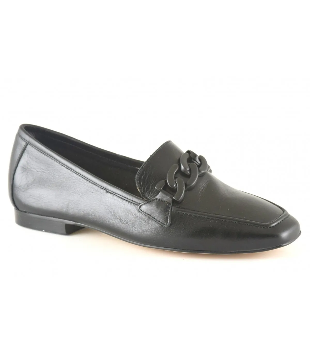 Mocasín para mujer en color negro