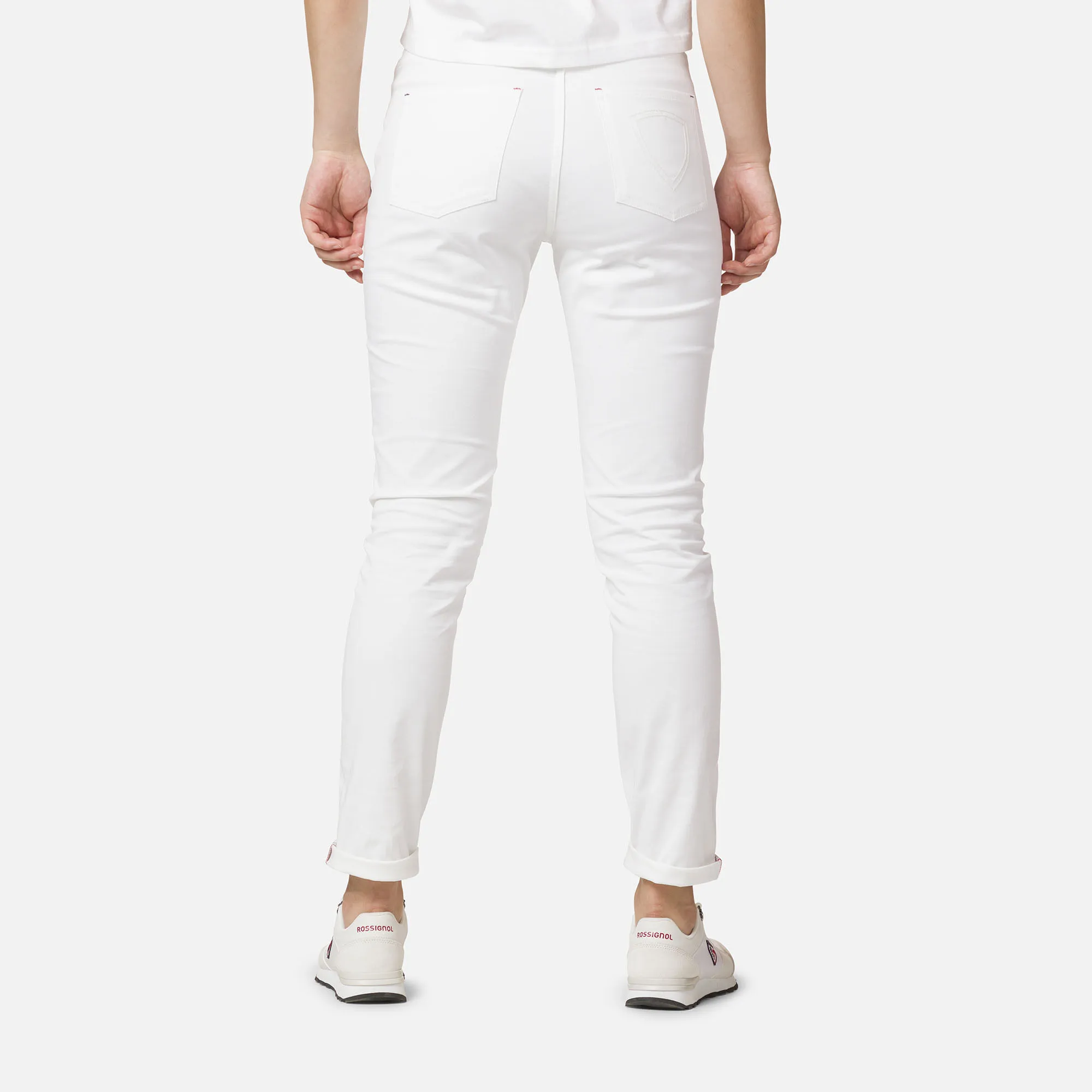 Pantalones chinos ajustados de algodón orgánico para mujer