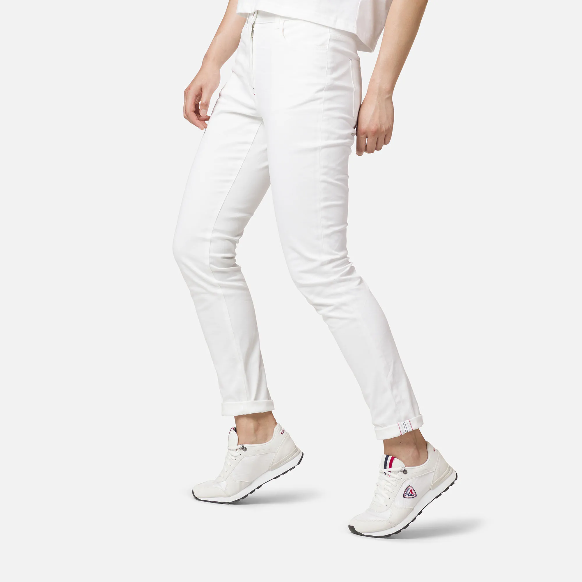Pantalones chinos ajustados de algodón orgánico para mujer