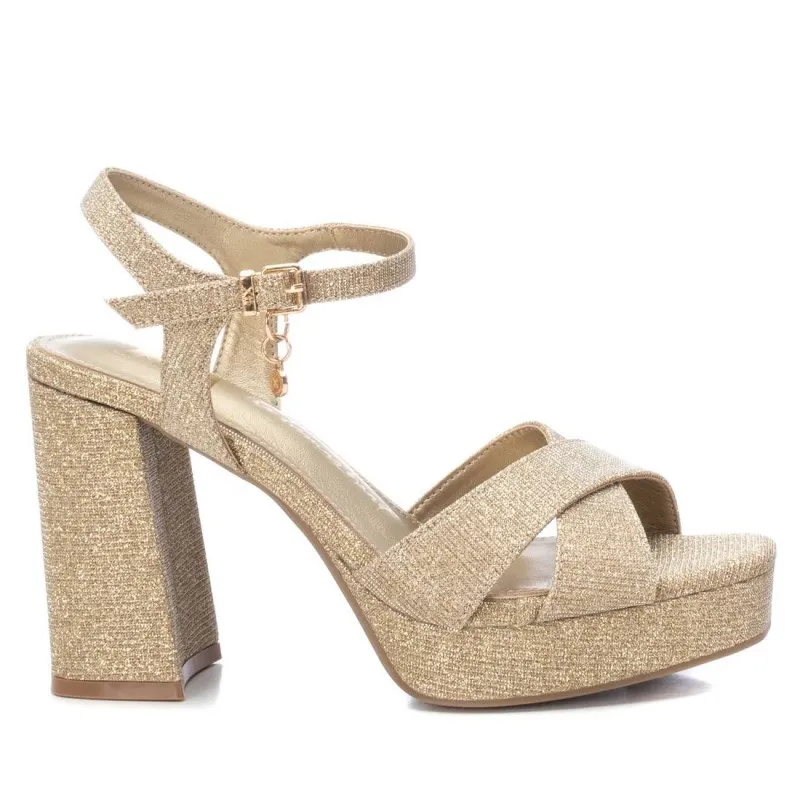 Sandalia de mujer XTI 142352 Oro