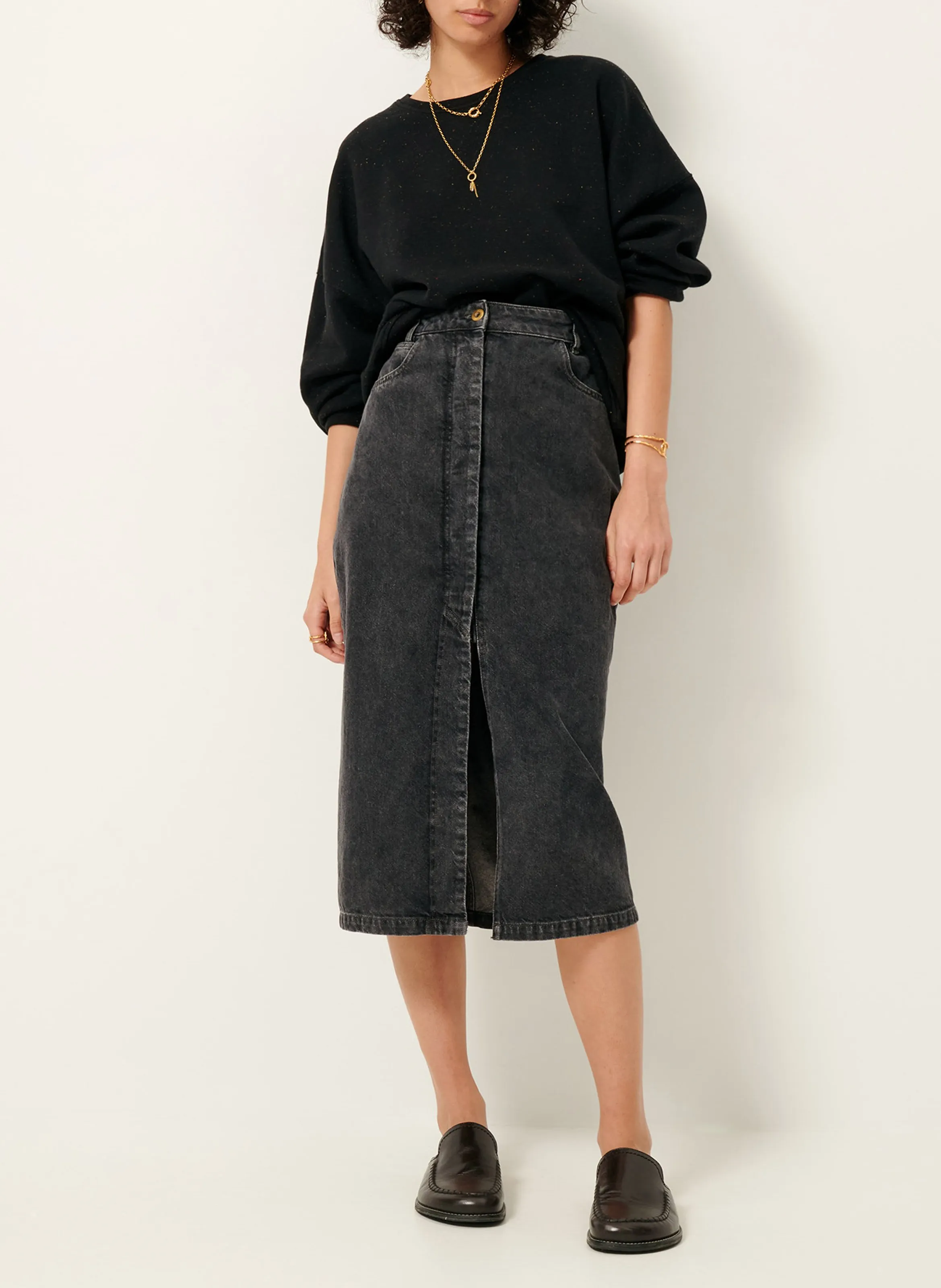 SESSUN AMADEO  FALDA MIDI DE TALLE ALTO VAQUERA EN GRIS