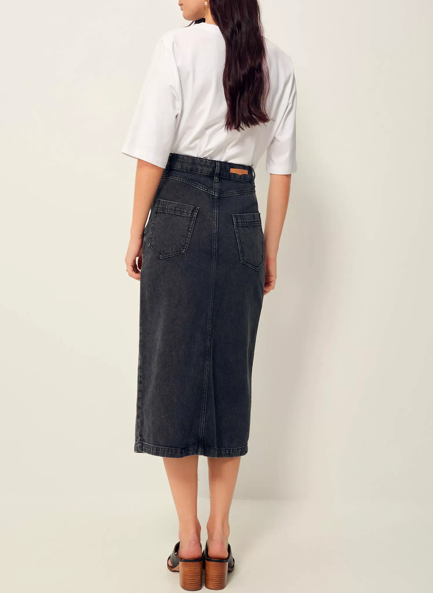 SESSUN AMADEO  FALDA MIDI DE TALLE ALTO VAQUERA EN GRIS