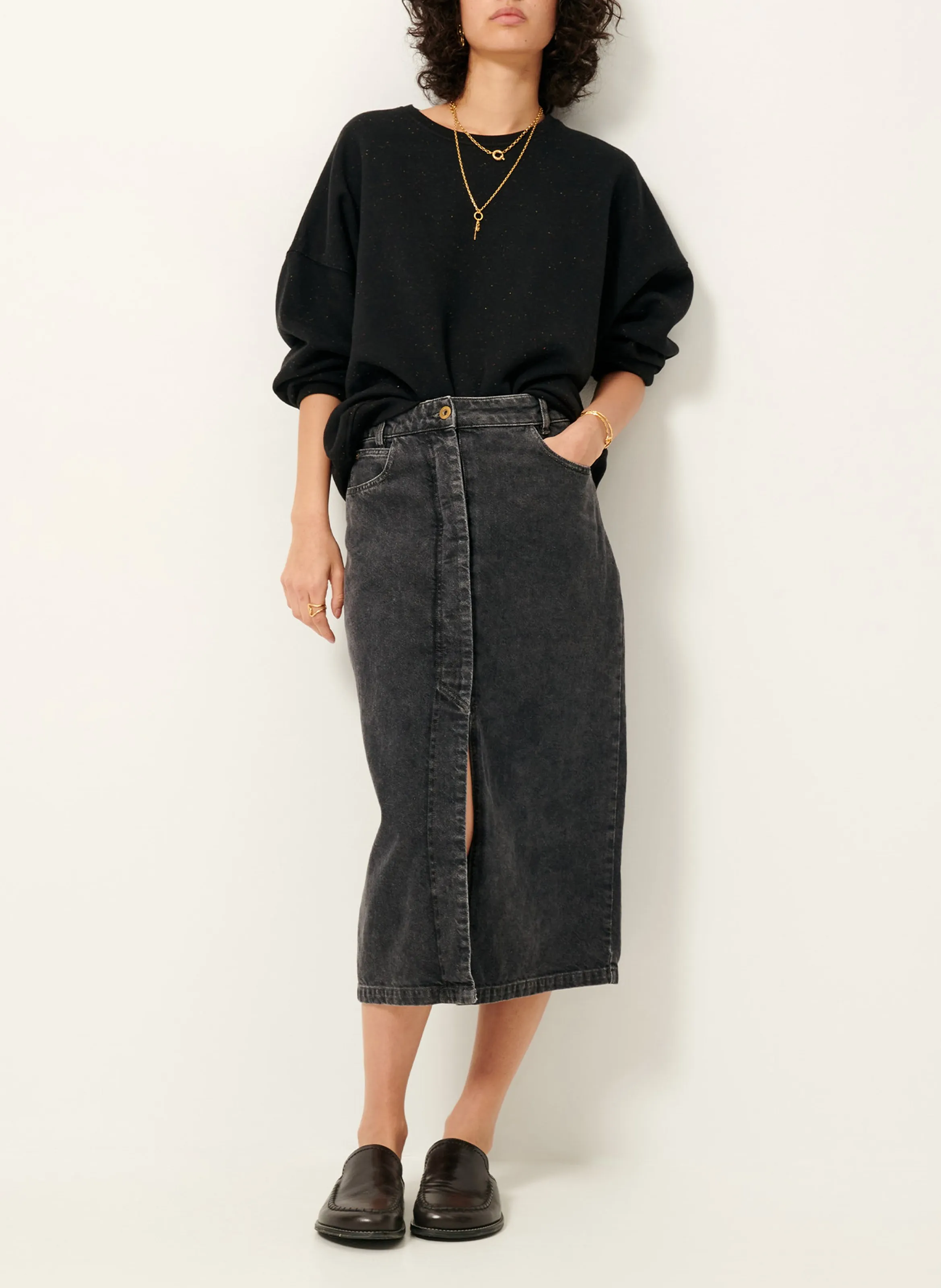 SESSUN AMADEO  FALDA MIDI DE TALLE ALTO VAQUERA EN GRIS