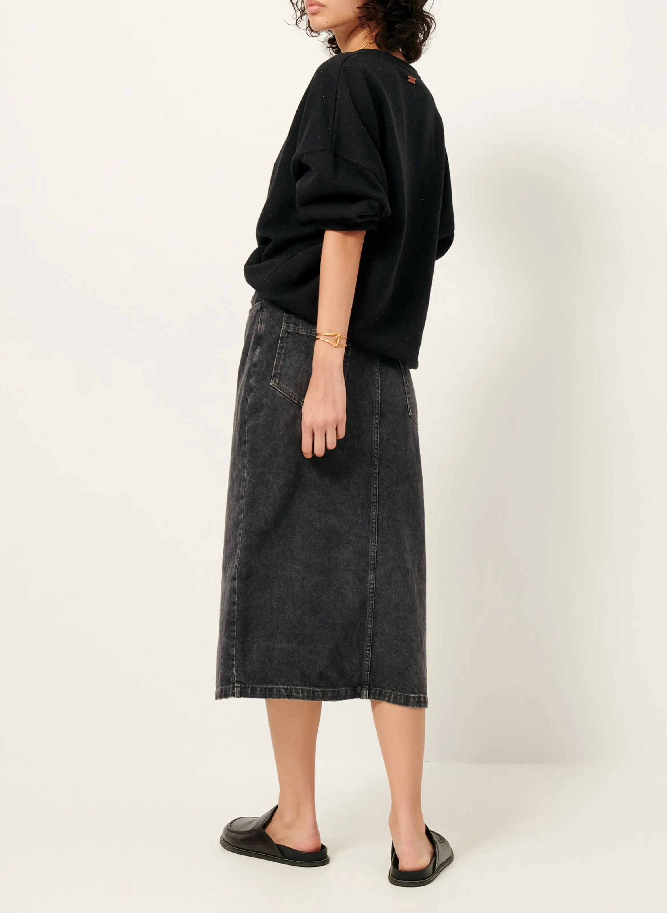 SESSUN AMADEO  FALDA MIDI DE TALLE ALTO VAQUERA EN GRIS