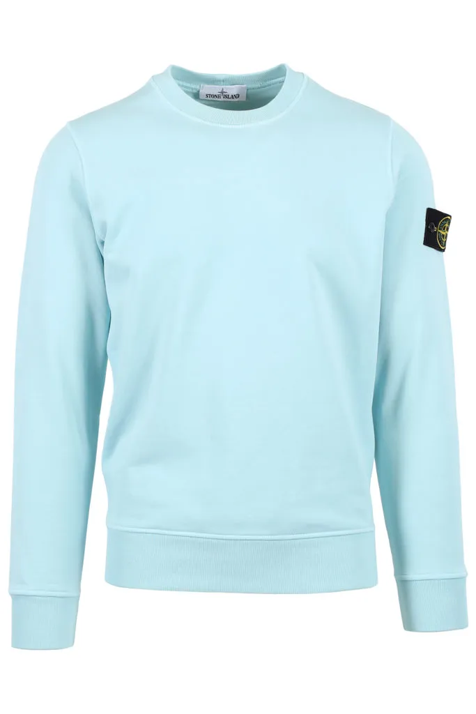 Sudadera de color azul con parche