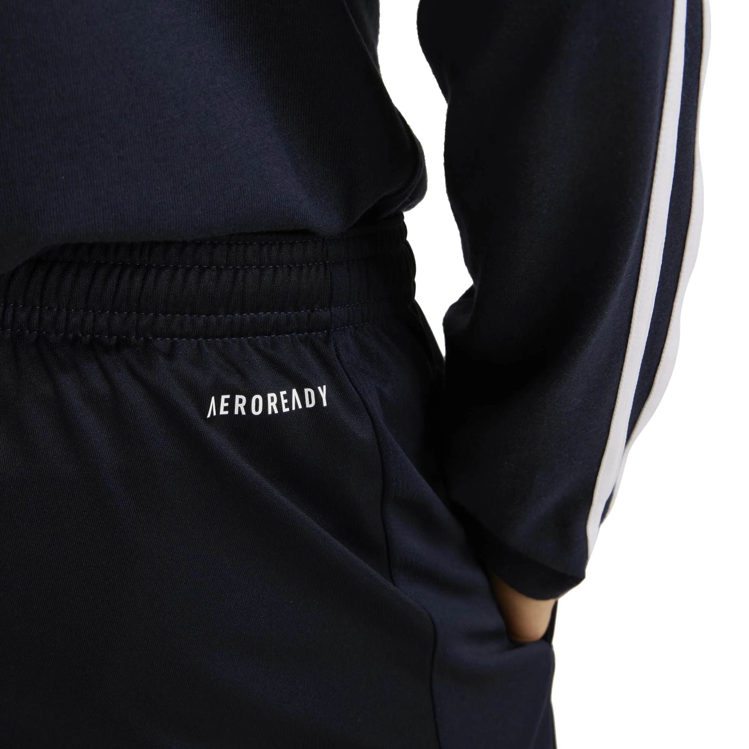 Training Essentials Shorts Niños