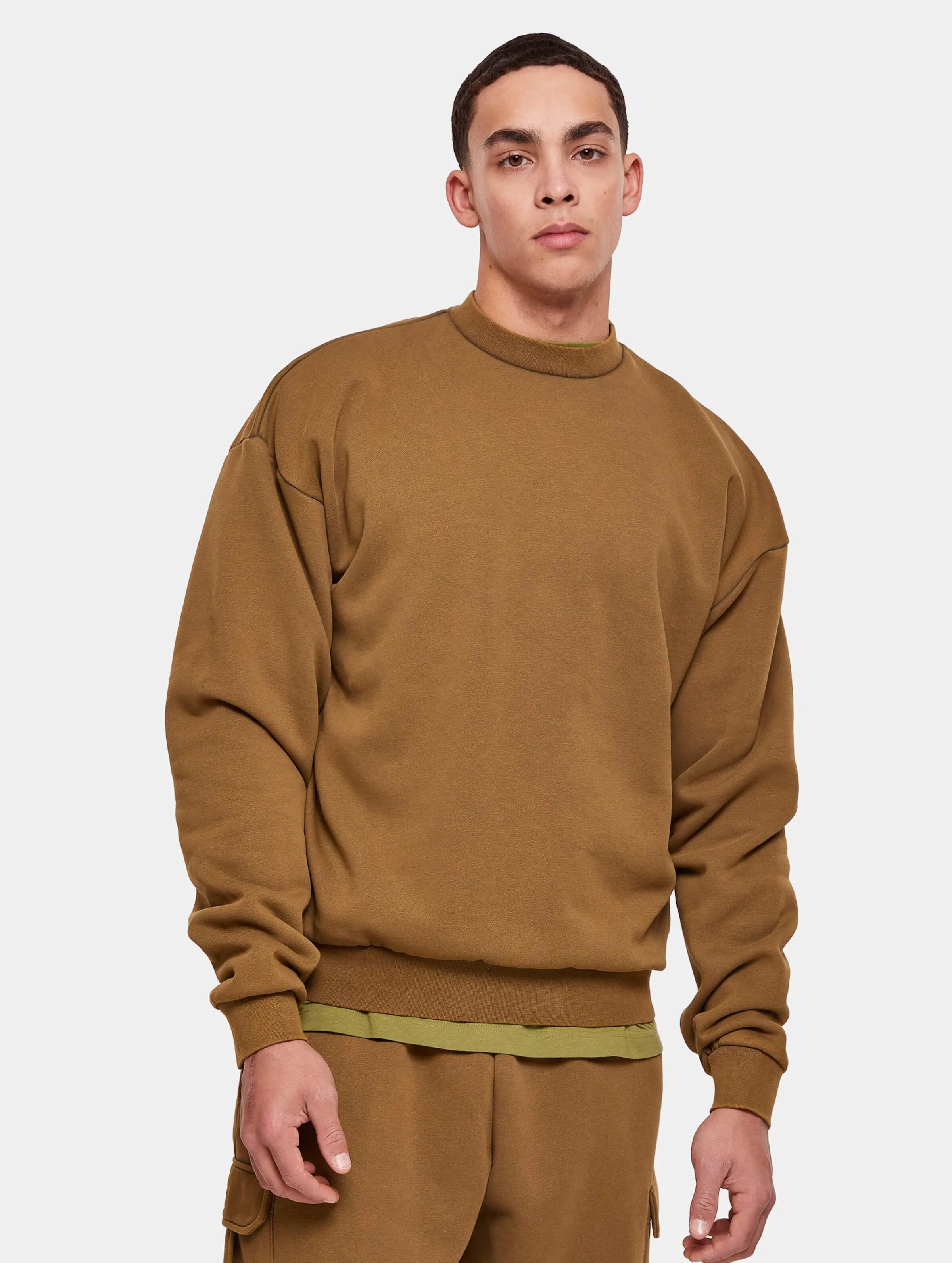 Urban Classics Acid Washed Crew