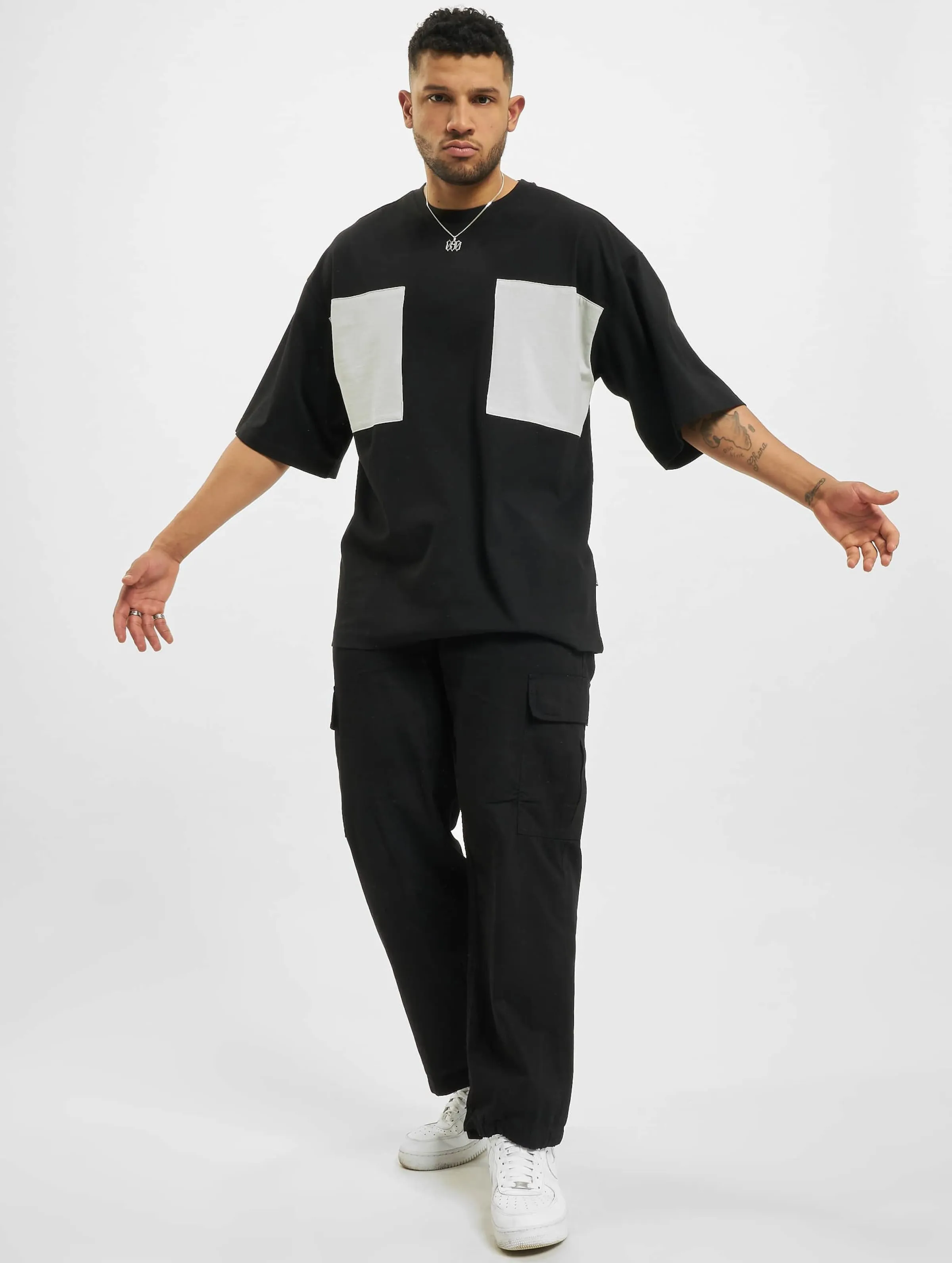 Urban Classics Big Double Pocket