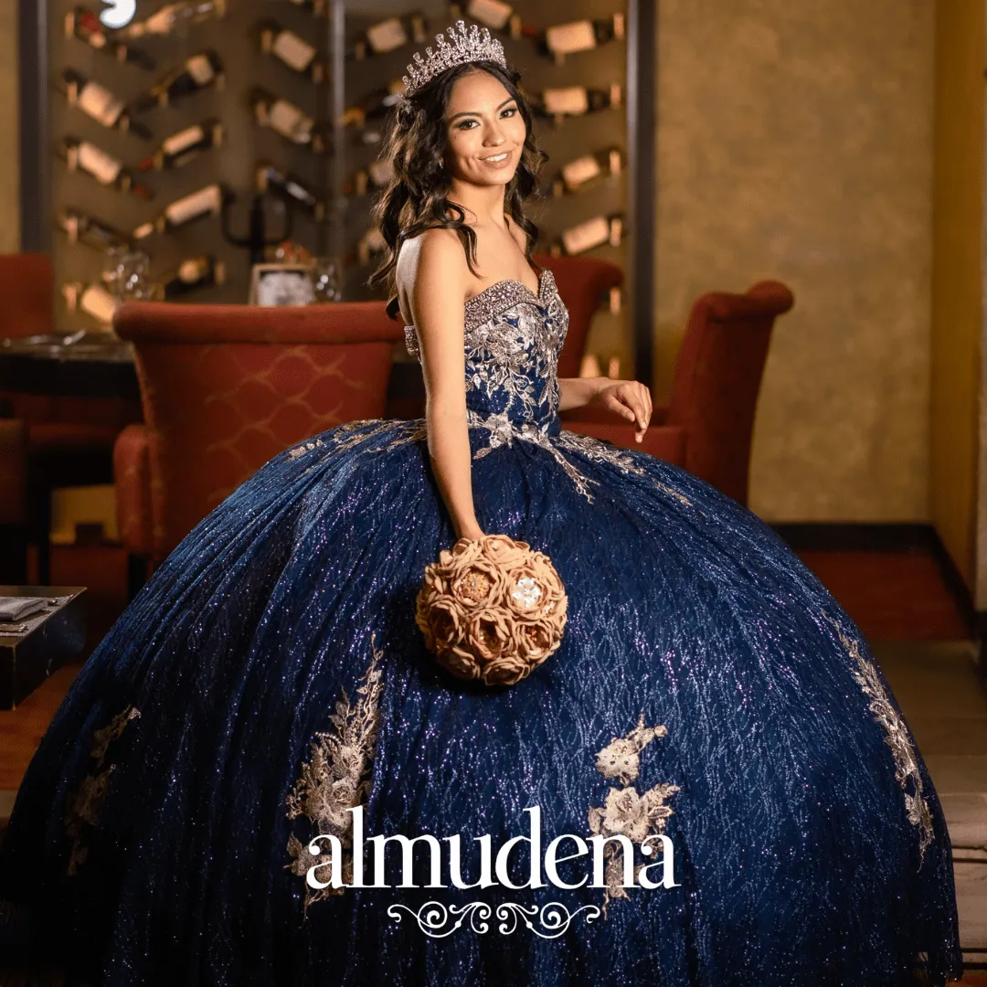 Vestido de XV Azul Marino Con Oro de Gala