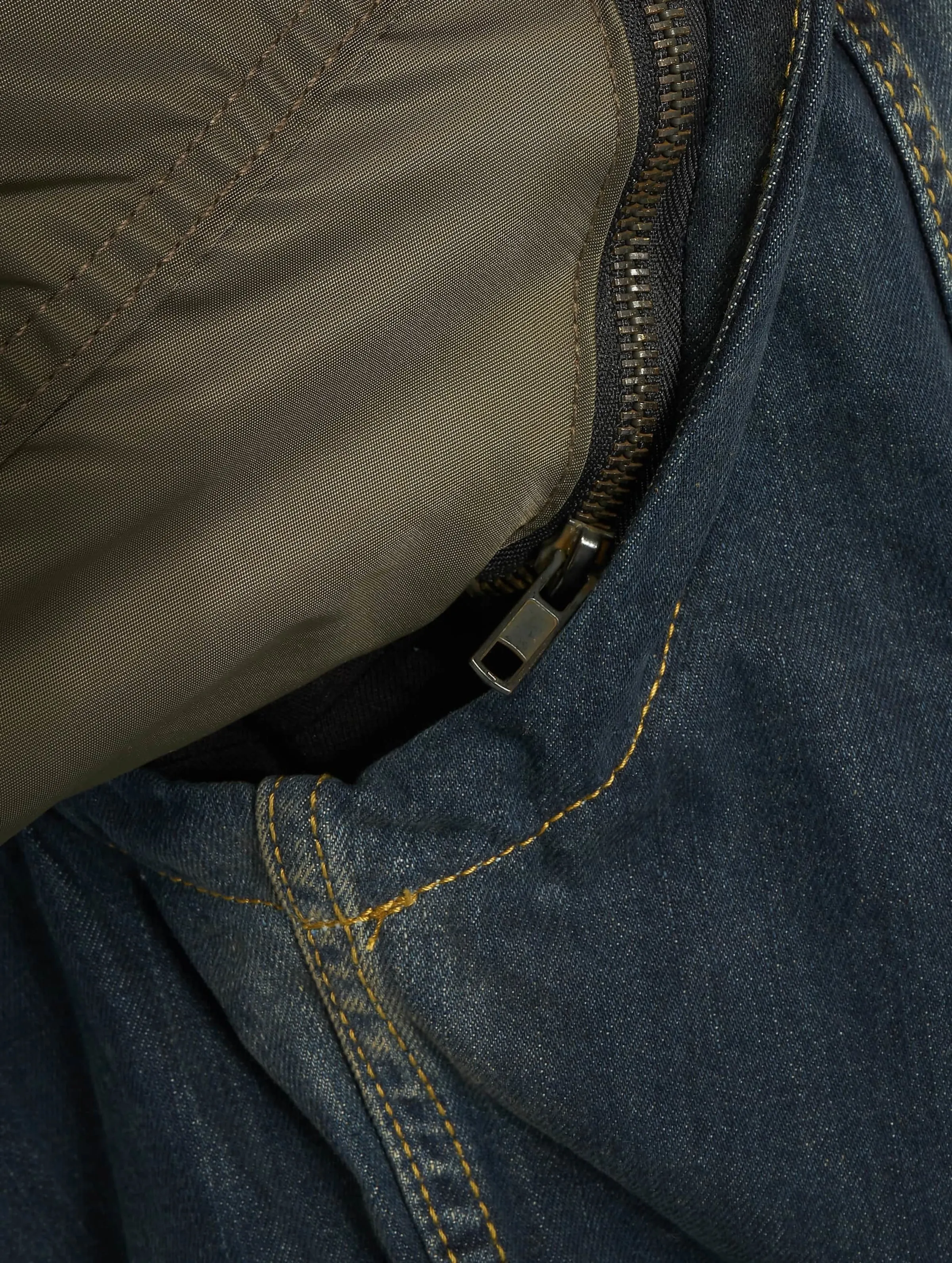 VSCT Clubwear Bomber Sleeves