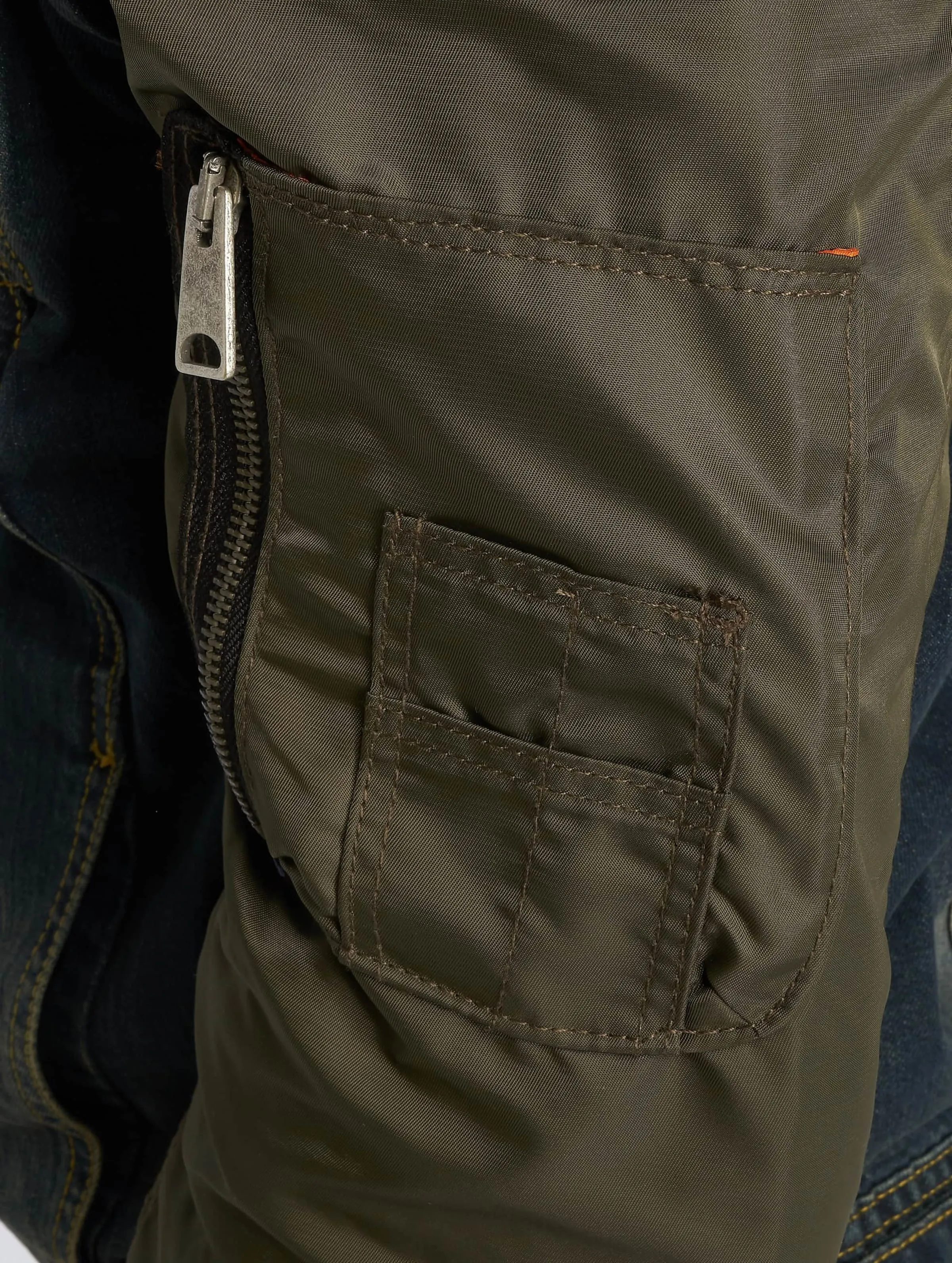 VSCT Clubwear Bomber Sleeves