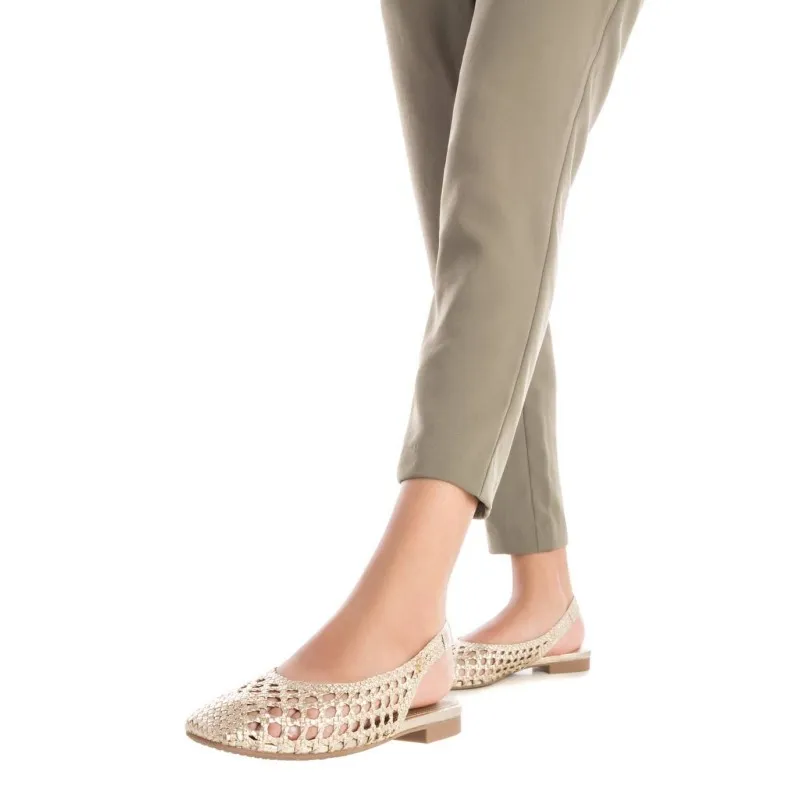 Zapato de mujer XTI 142620 Oro