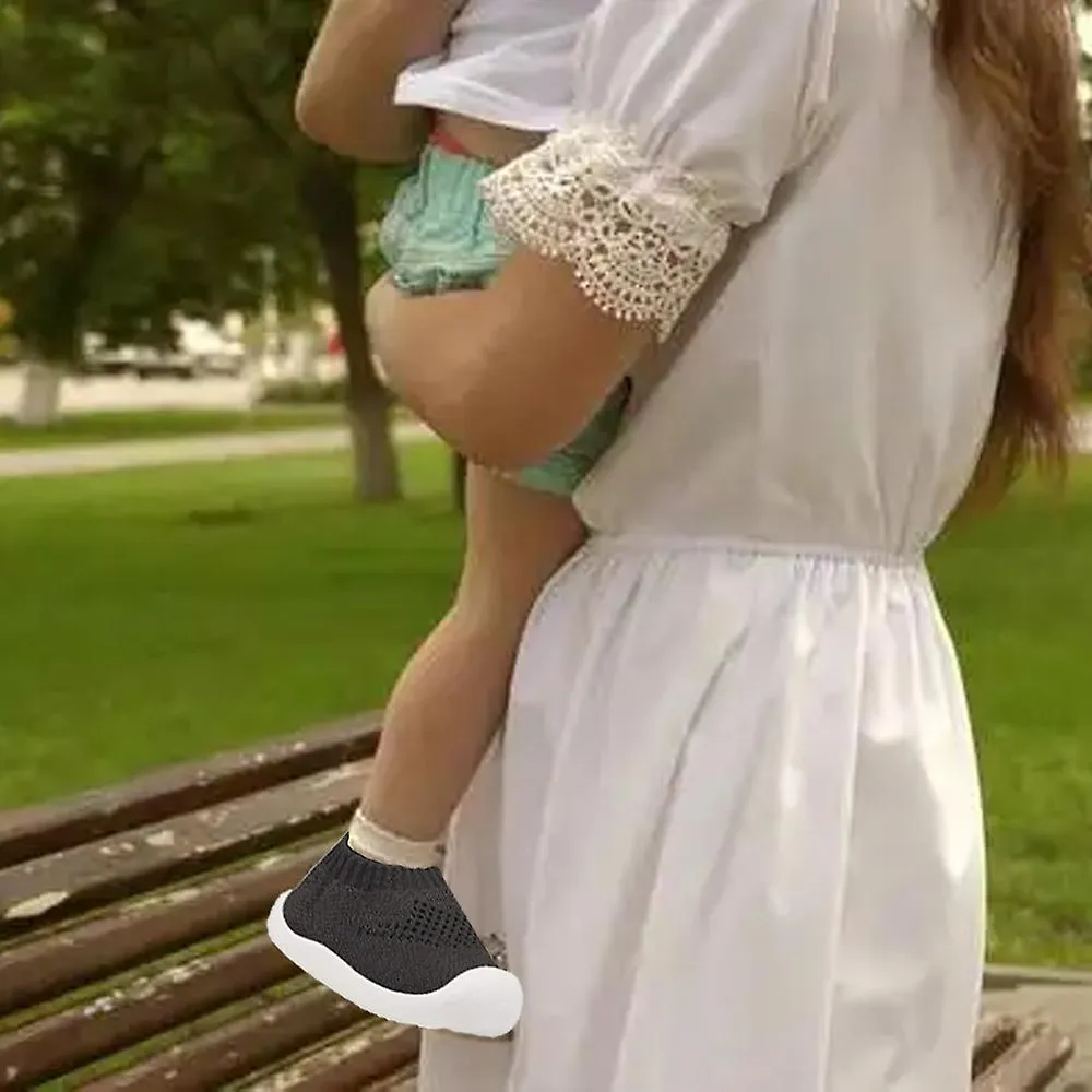 Zapatos para niños pequeños Entrenadores para bebés que caminan primero compatibles con niños pequeños Niños niñas